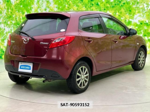 Mazda DEMIO 2013-04 7820976-2
