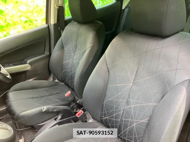 Mazda DEMIO 2013-04 7820976-5