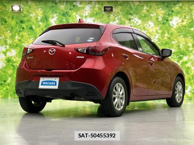 Mazda DEMIO 2017-06 7821138-2