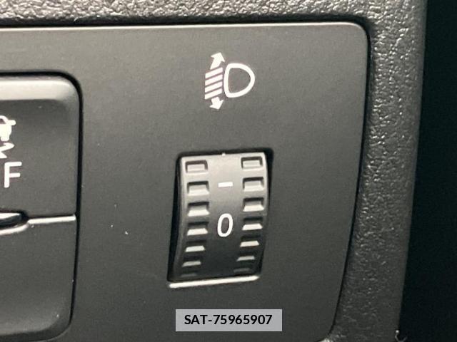 Mazda DEMIO 2017-03 7821767-17