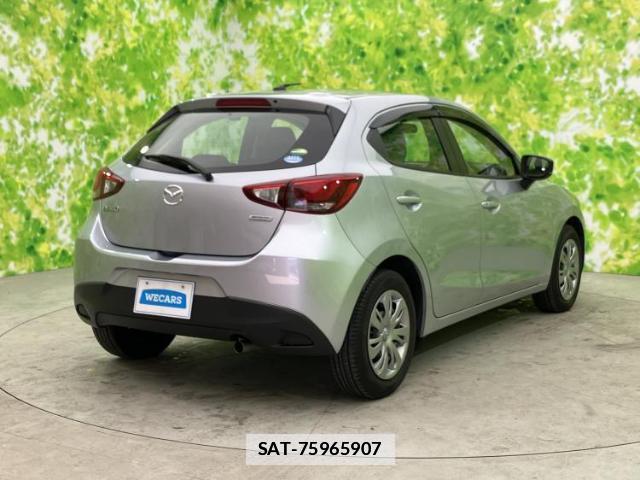 Mazda DEMIO 2017-03 7821767-2