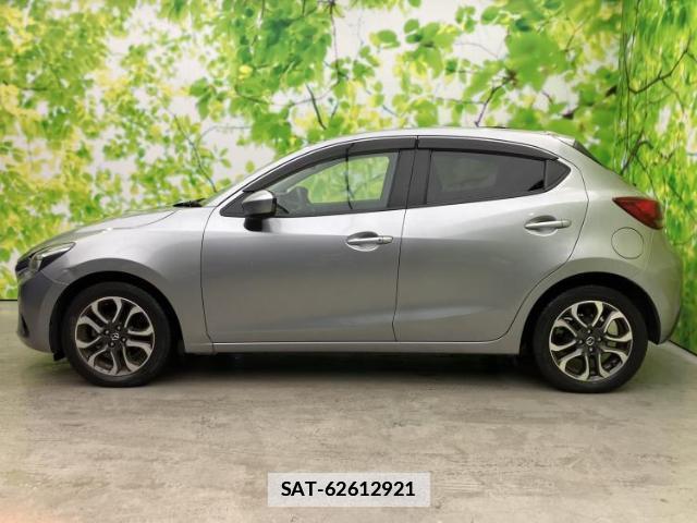 Mazda DEMIO 2015-03 7821816-1