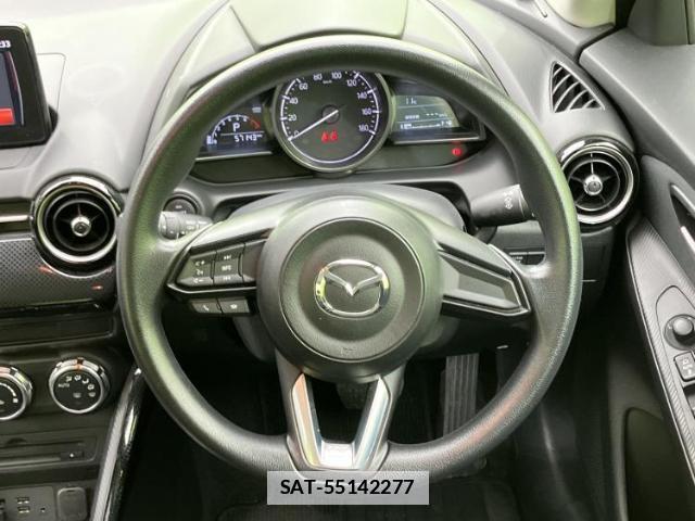 Mazda DEMIO 2017-03 7821947-15