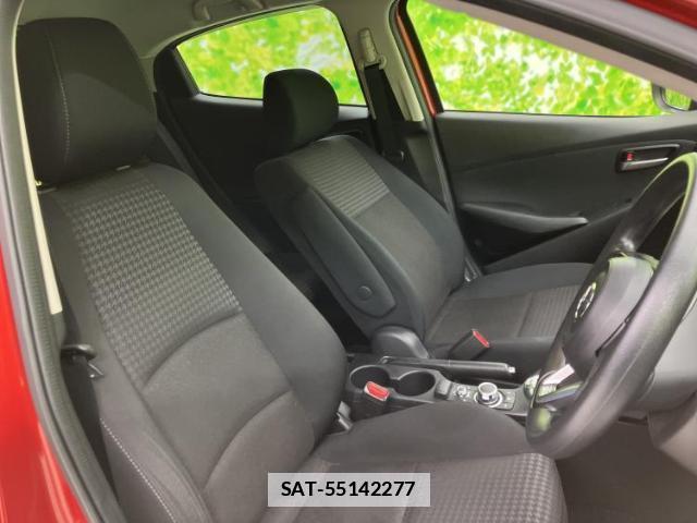 Mazda DEMIO 2017-03 7821947-3