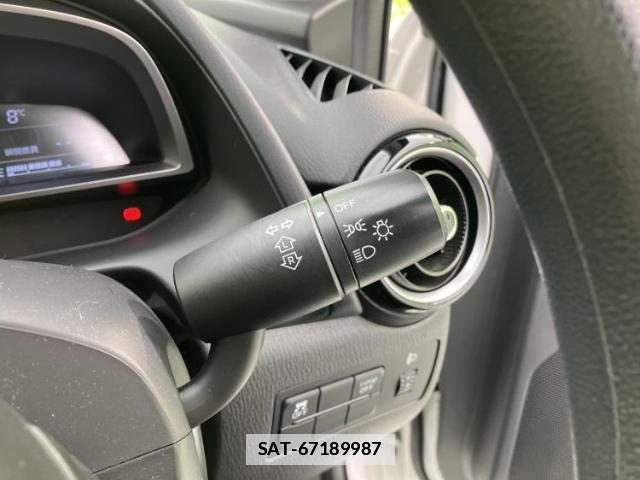 Mazda DEMIO 2015-03 7822126-15