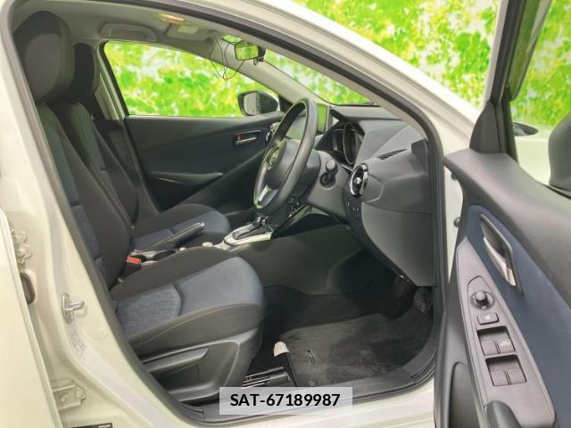 Mazda DEMIO 2015-03 7822126-3