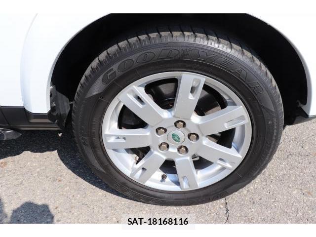 Land Rover DISCOVERY 4 2011-03 7817166-15