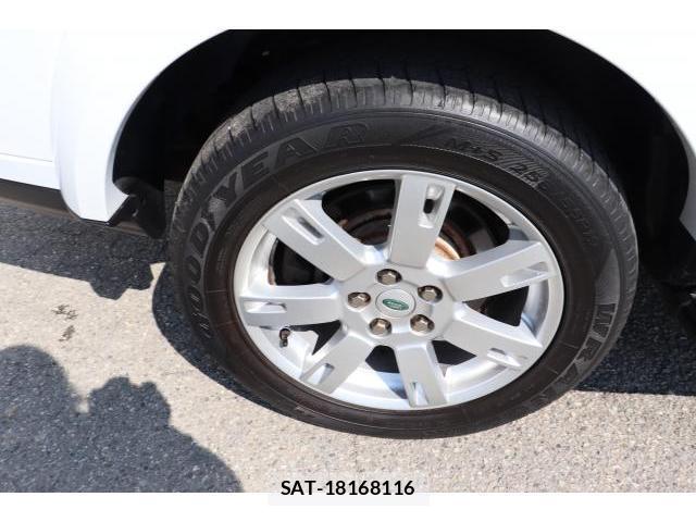 Land Rover DISCOVERY 4 2011-03 7817166-16
