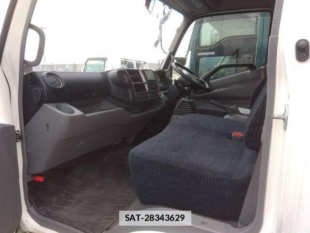 Hino DUTRO 2014-05 7813992-5