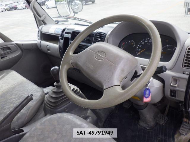 Hino DUTRO 2010-07 7816138-2