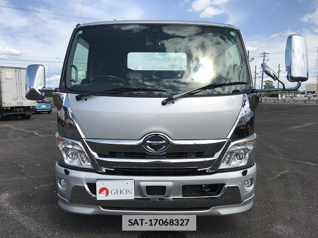 Hino DUTRO 2023-05 7817363-1