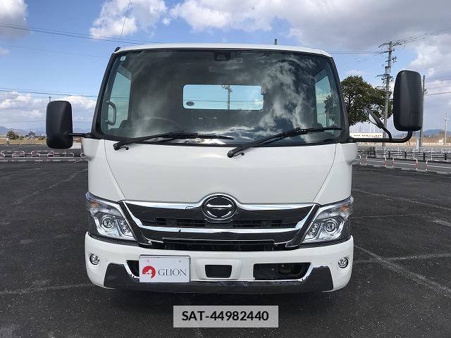 Hino DUTRO 2022-09 7817377-1