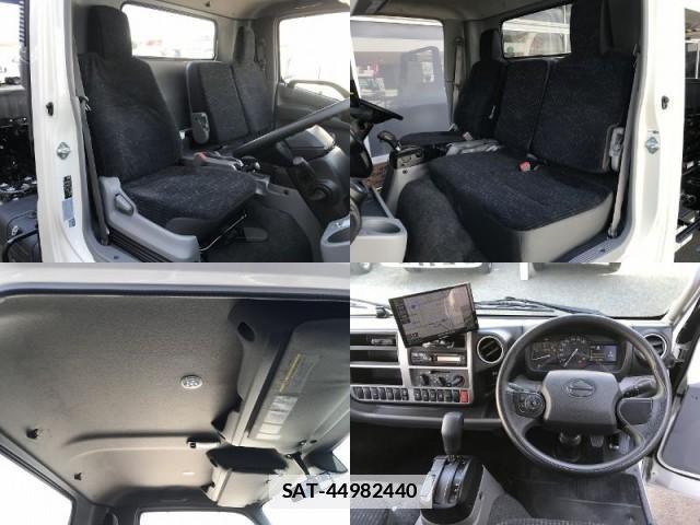 Hino DUTRO 2022-09 7817377-11