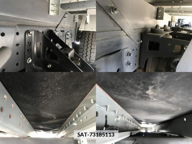 Hino DUTRO 2022-09 7817393-10
