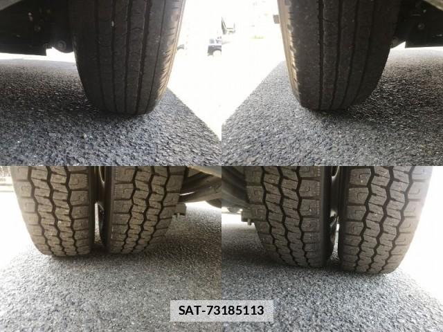 Hino DUTRO 2022-09 7817393-16