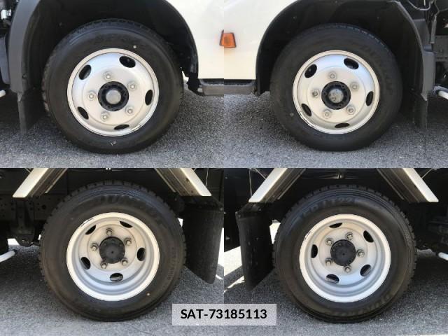 Hino DUTRO 2022-09 7817393-17