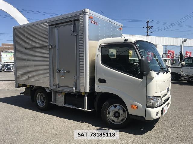 Hino DUTRO 2022-09 7817393-2