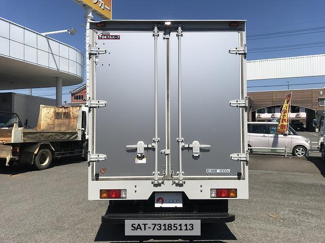 Hino DUTRO 2022-09 7817393-6