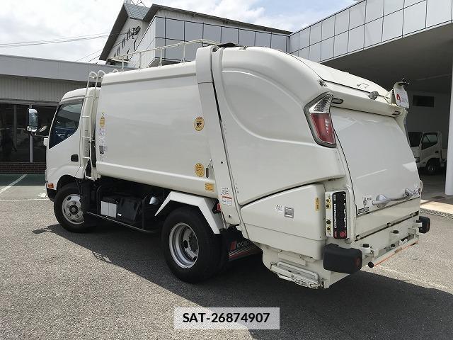Hino DUTRO 2021-03 7817397-0