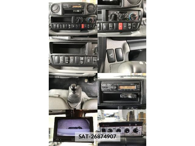 Hino DUTRO 2021-03 7817397-15