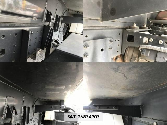 Hino DUTRO 2021-03 7817397-18