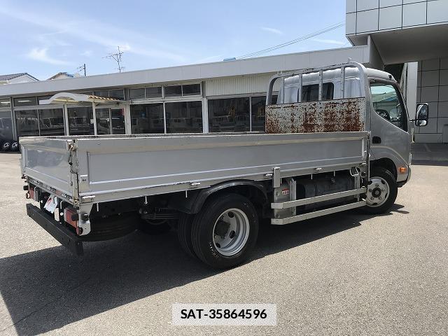 Hino DUTRO 2020-09 7817406-6
