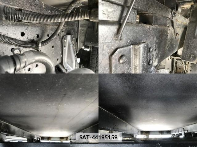 Hino DUTRO 2013-09 7817408-14