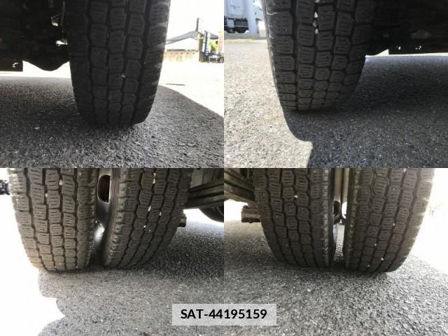 Hino DUTRO 2013-09 7817408-16