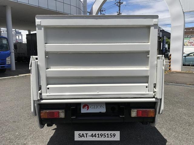 Hino DUTRO 2013-09 7817408-6
