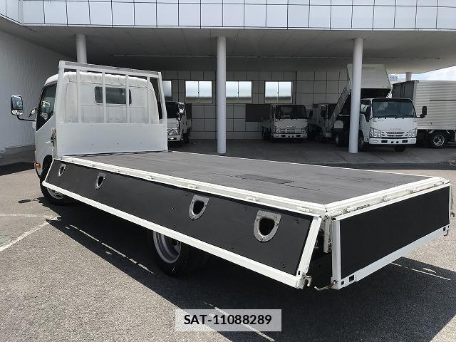 Hino DUTRO 2011-12 7817418-9