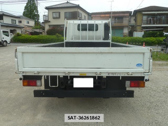 Hino DUTRO 2021-07 7817531-1