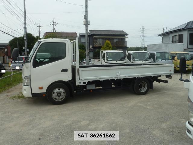 Hino DUTRO 2021-07 7817531-11