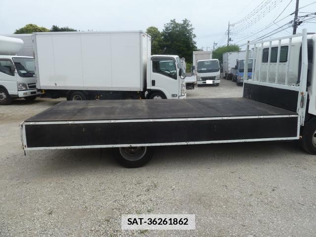 Hino DUTRO 2021-07 7817531-12