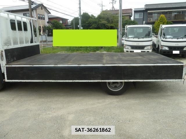 Hino DUTRO 2021-07 7817531-17