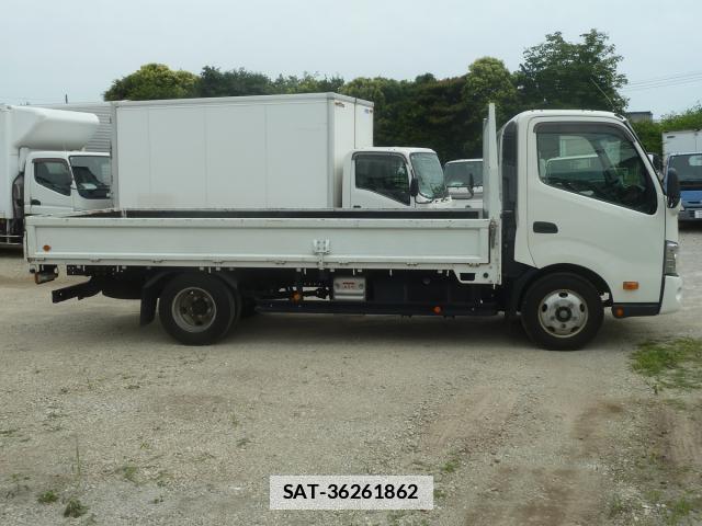 Hino DUTRO 2021-07 7817531-9