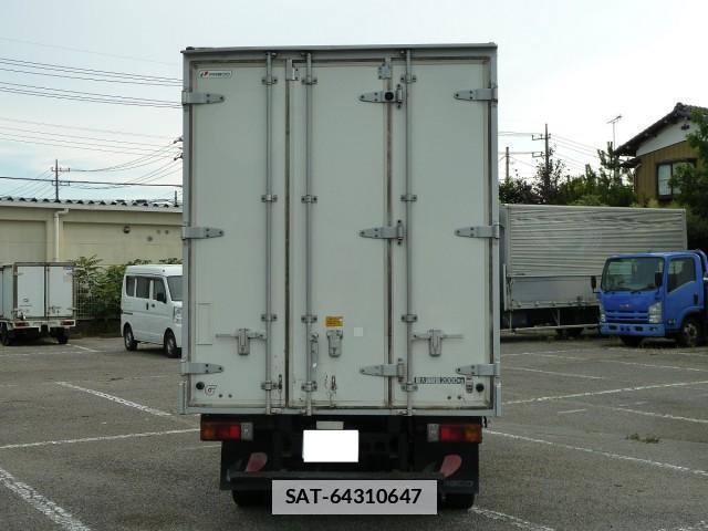 Hino DUTRO 2017-08 7817532-1