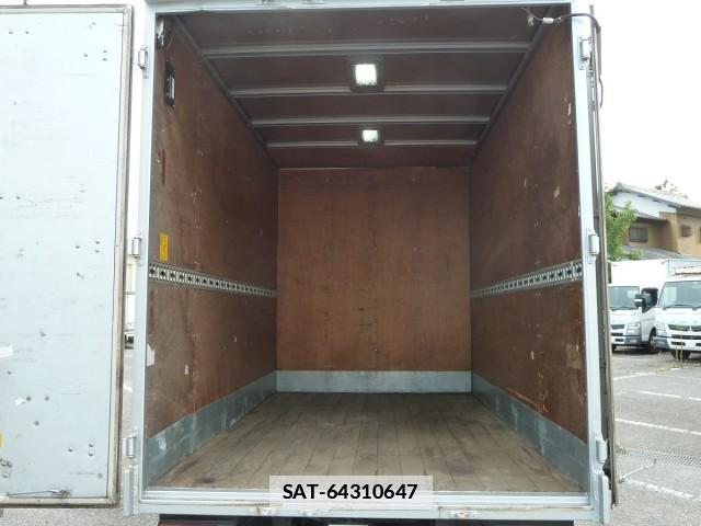 Hino DUTRO 2017-08 7817532-7