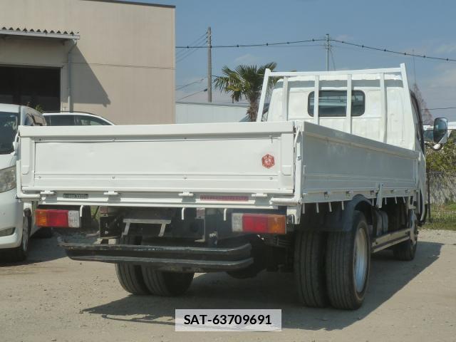 Hino DUTRO 2004-11 7817546-1