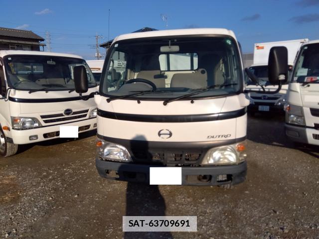 Hino DUTRO 2004-11 7817546-3