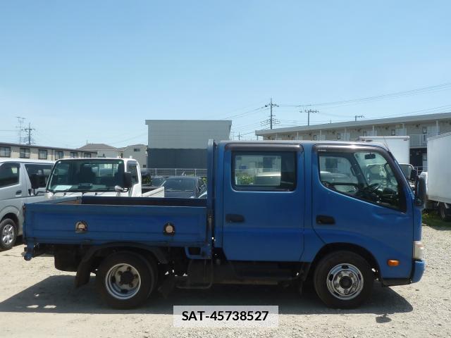 Hino DUTRO 2016-01 7817548-2