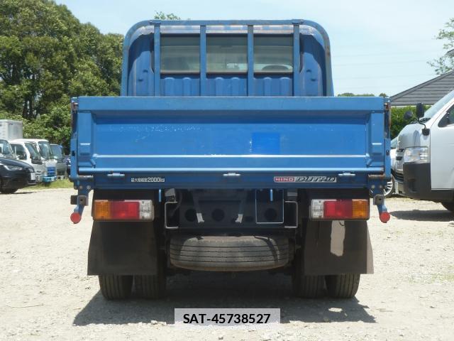 Hino DUTRO 2016-01 7817548-5