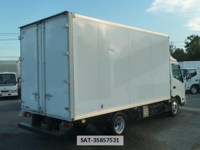 Hino DUTRO 2021-01 7817551-12
