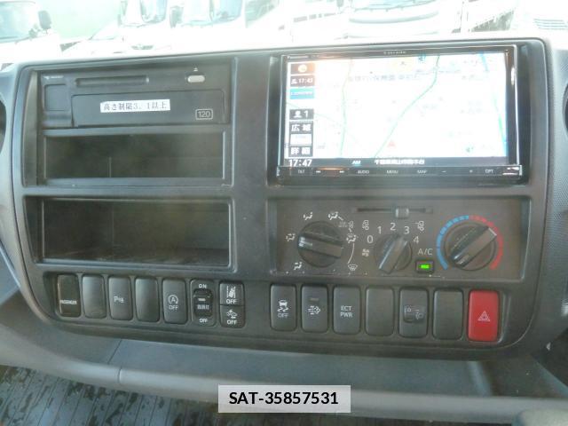Hino DUTRO 2021-01 7817551-4