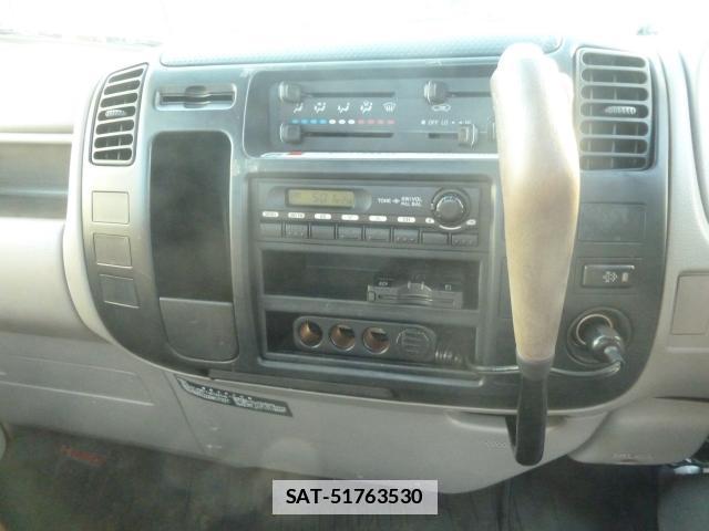 Hino DUTRO 2007-06 7817552-4
