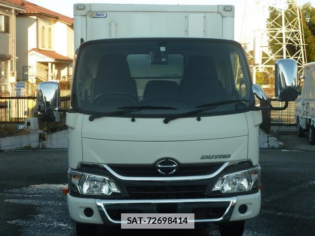 Hino DUTRO 2017-02 7817554-9