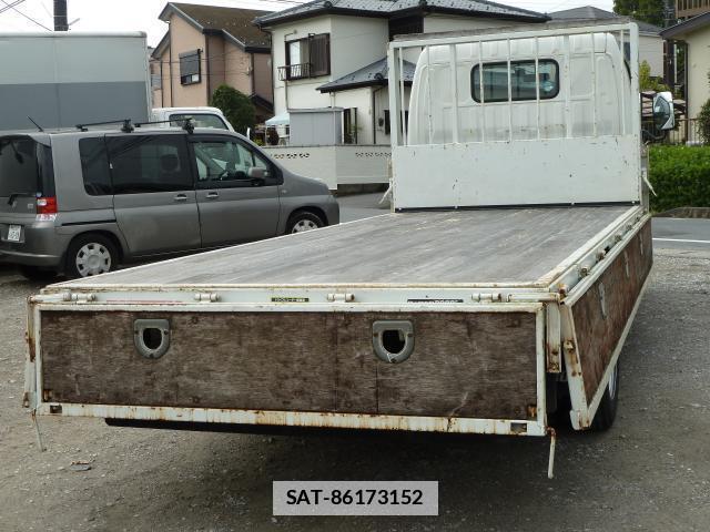 Hino DUTRO 2005-08 7817574-1