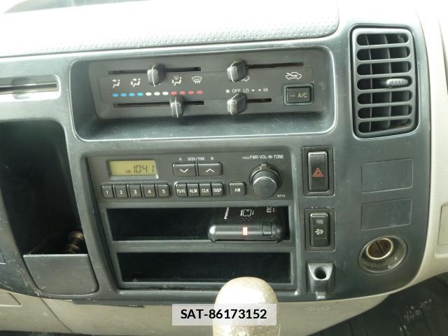 Hino DUTRO 2005-08 7817574-11