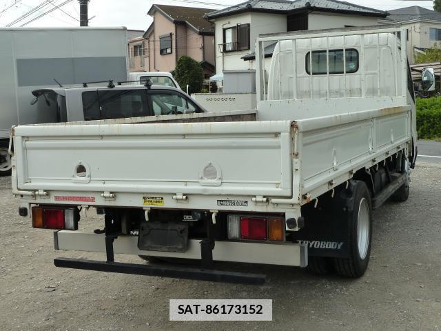 Hino DUTRO 2005-08 7817574-13