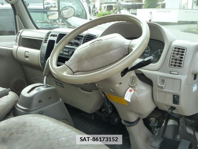 Hino DUTRO 2005-08 7817574-16