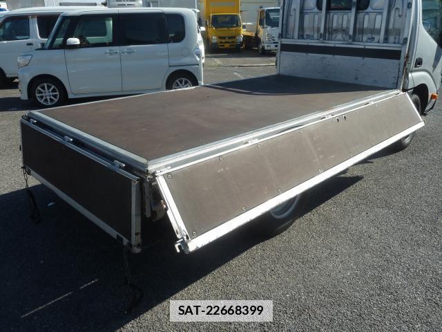 Hino DUTRO 2019-10 7817579-10